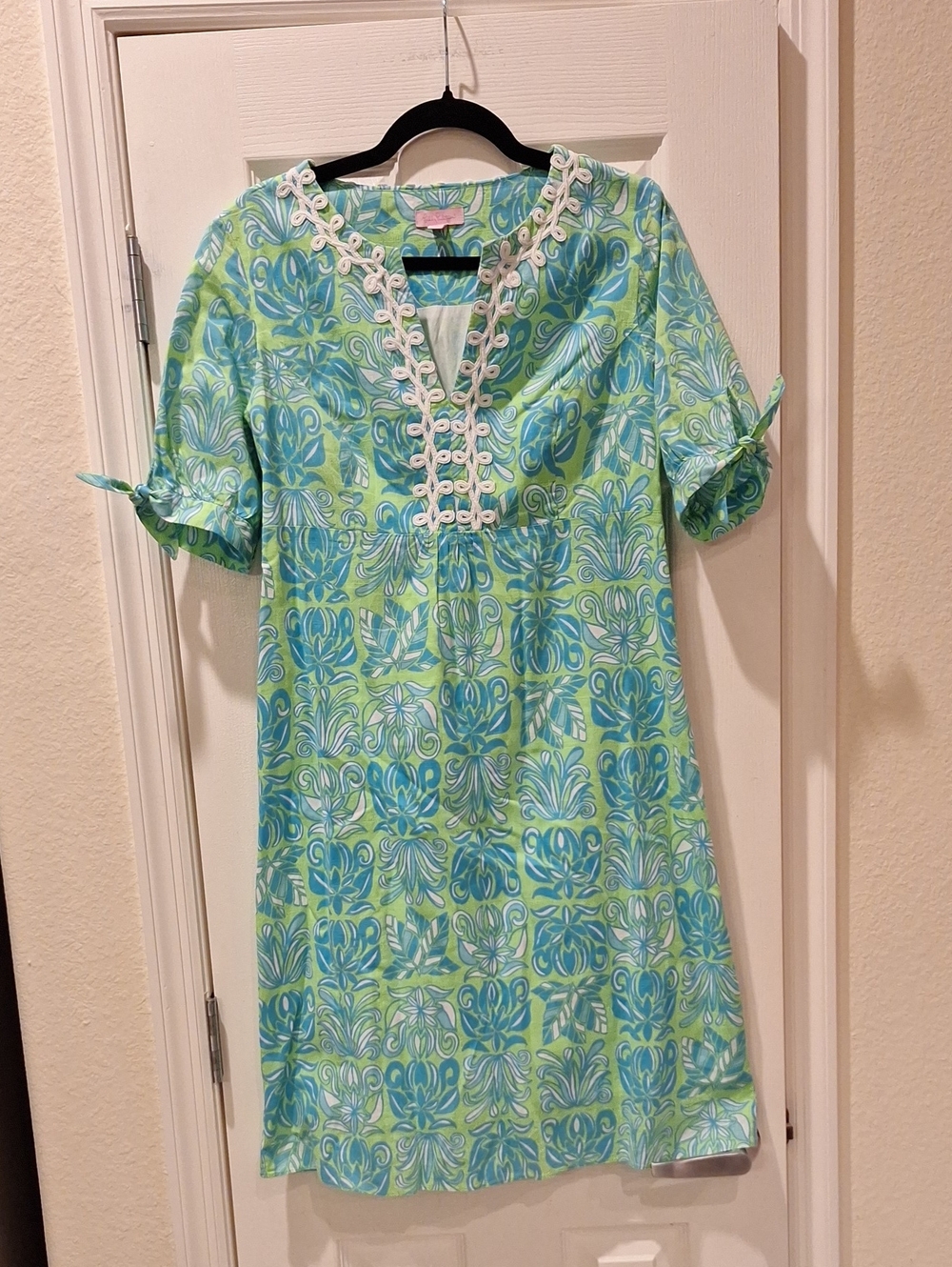 Lilly Pulitzer - Green/Aqua Floral Dress with Embroidered Lace Trim - 10